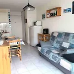Coquet T2, Quartier Des Quilles, Climatise, 300m Des Plages *