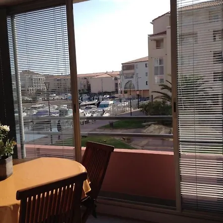 Coquet T2, Quartier Des Quilles, Climatise, 300m Des Plages *