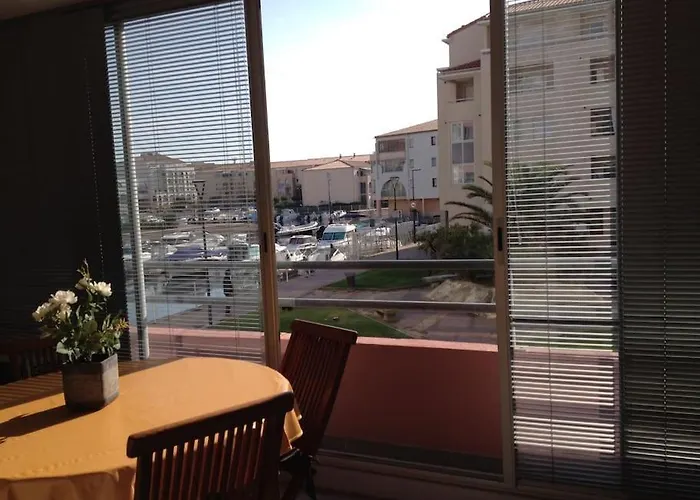 Coquet T2, Quartier Des Quilles, Climatise, 300m Des Plages *